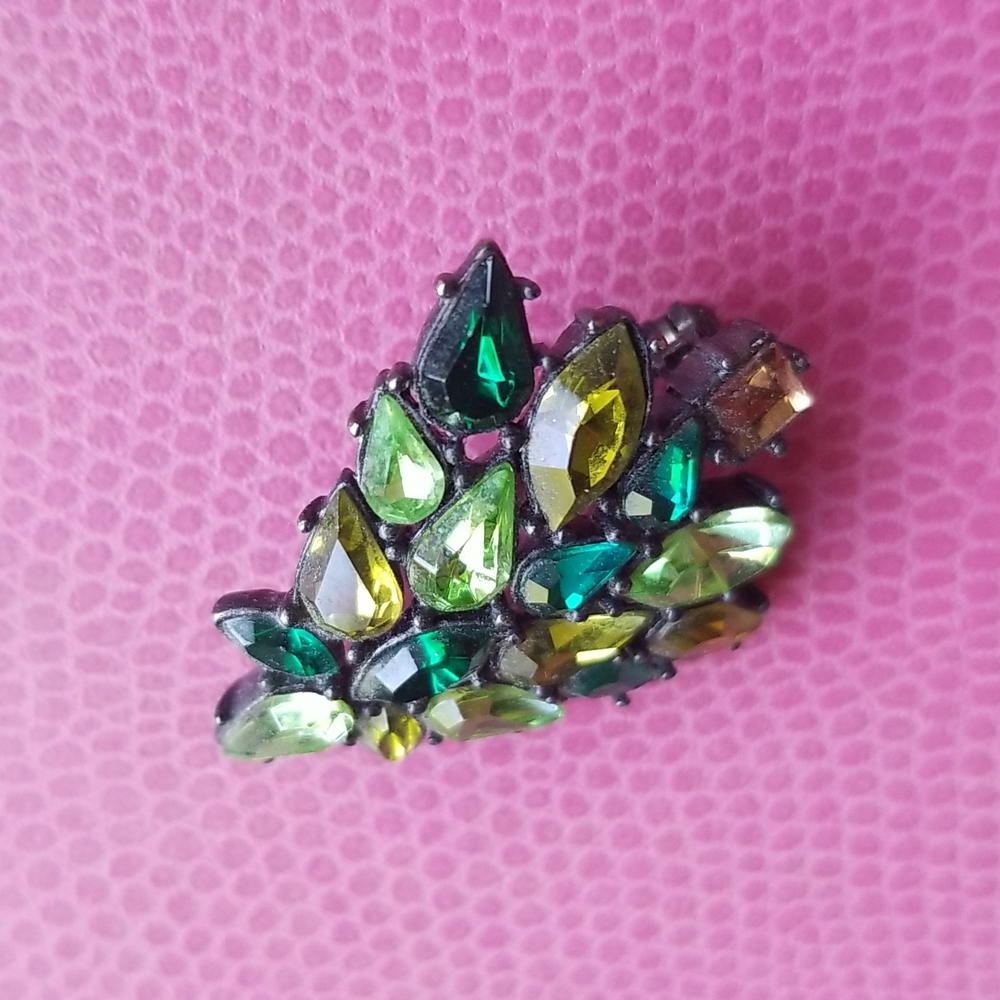 VTG Tiny Xmas Tree Brooch - Picture 3 of 7